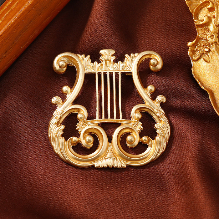 Wholesale Retro Baroque matte gold series cane bird cage Brooches Women's Small suit et pin accessories