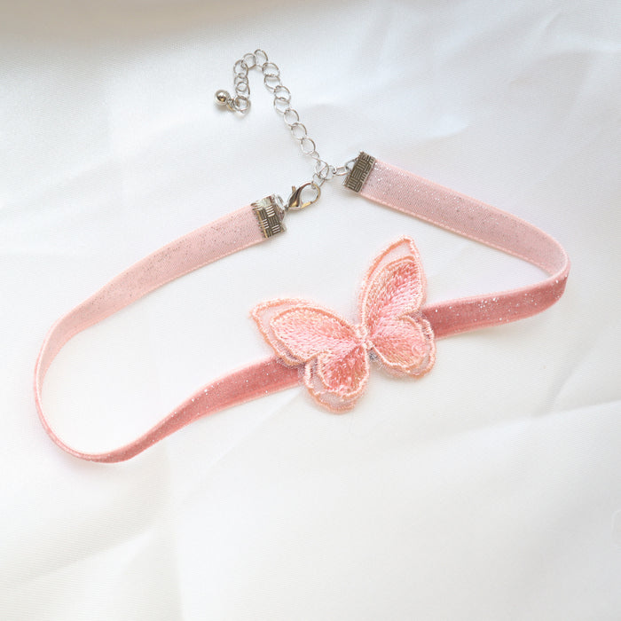 Wholesale Jewelry Pink Love Pendant Neck Chain Item Clavicle Chain Butterfly Necklace
