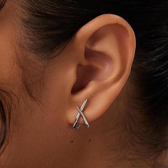 Wholesale Single item gold minimalist earrings, cross fashion earrings, daily accessories