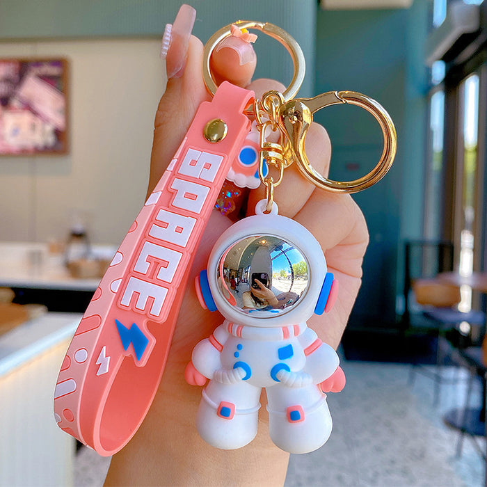 Wholesale Cartoon astronaut keychain schoolbag pendant cute astronaut pendant couple key