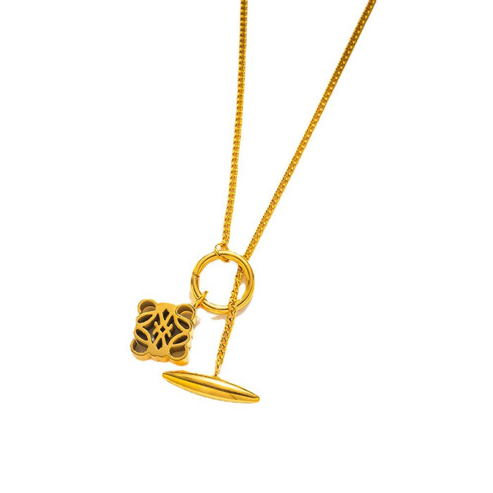Wholesale Clavicle chain retro hollowed out jewelry, high-end design, light luxury, niche titanium steel necklace