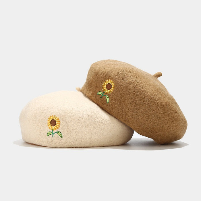 Wholesale Artistic and retro sunflower embroidered beret fashionhat