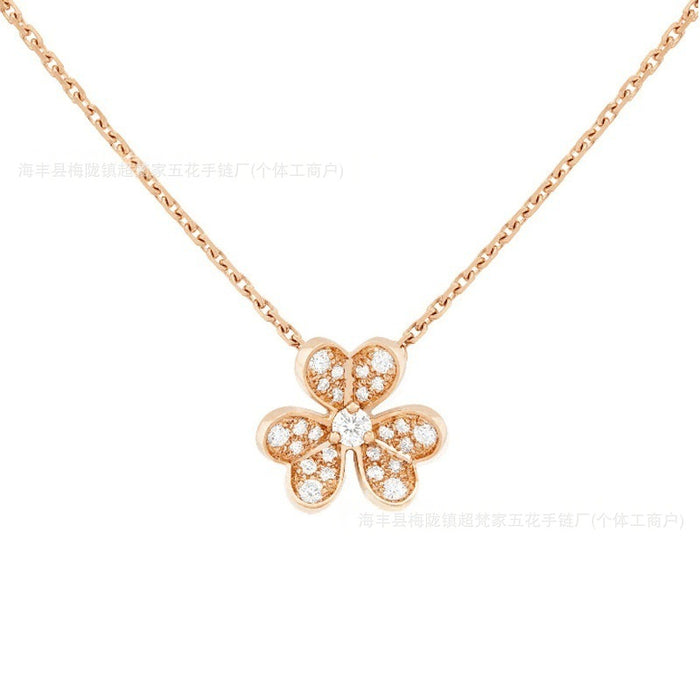 Wholesale Gold Plated Clover Necklace Women' s Fashion Jewelry
