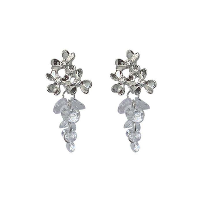 Wholesale Crystal earrings with light luxury, high-end feel, niche design, silver needle earrings