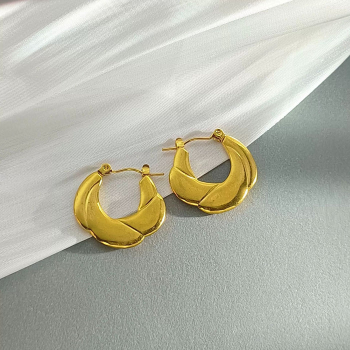 Wholesale irregular geometric ear buckle
