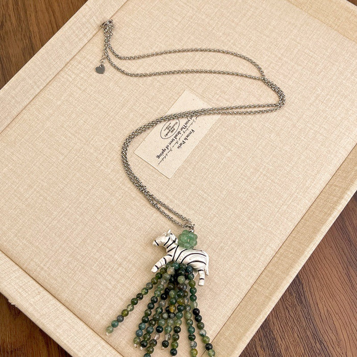 Wholesale Retro-style zebra natural stone pendant necklace for girls,  sweater chain