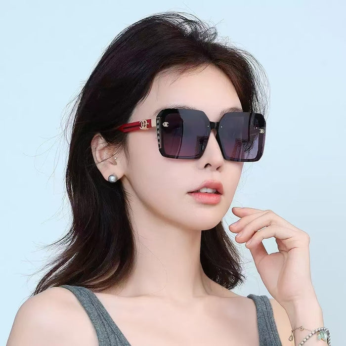 Wholesale Women' s oversized sunglasses