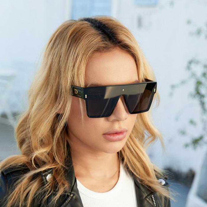 Wholesale Fashion integrated sunglasses with large frame