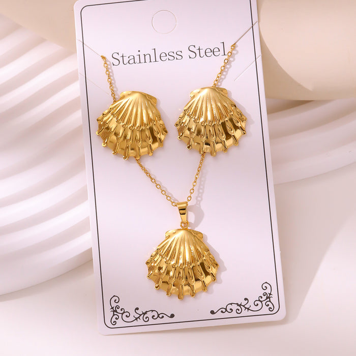 Wholesale RetroEarrings Necklace Stainless Steel Gold-Plated Jewelry