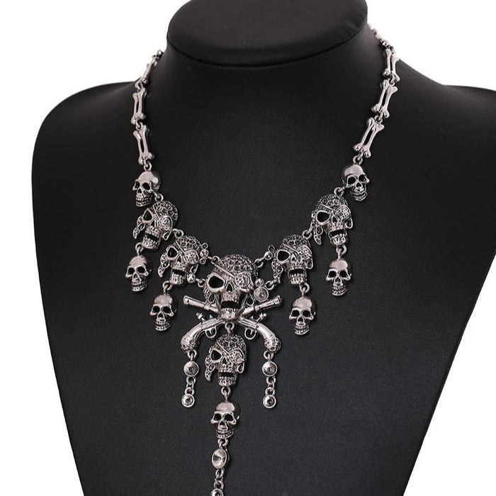 Wholesale Zinc Alloy Halloween Exaggerated Skull Necklace JDC-NE-JiCai001