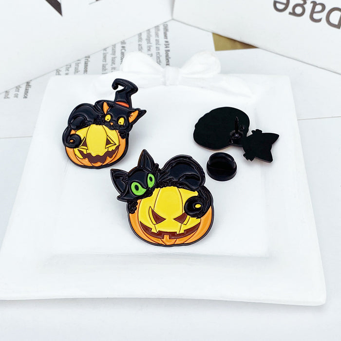 Wholesale Baked Varnish Zinc Alloy  Brooch Pumpkin Black Cat Design Fashion Accessory For Bags And Clothing MOQ≥2