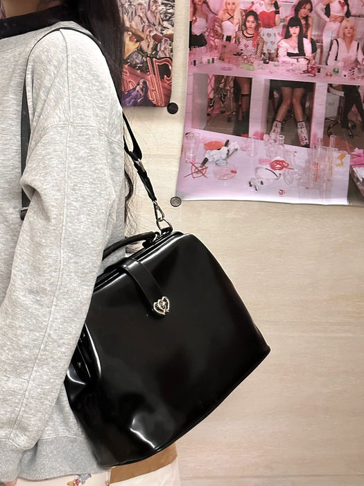 Wholesale High end, niche crossbody bag for class commuting, hand-held backpack