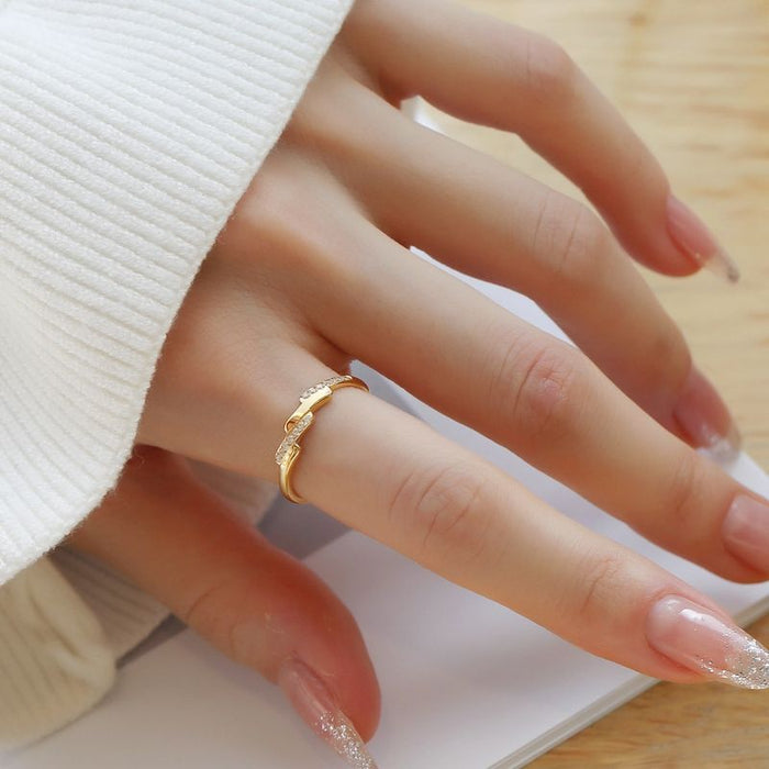 Wholesale Diamond-Encrusted Titanium Steel Jewelry Ring Exquisite Accessories