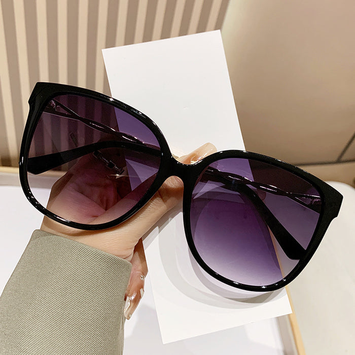 Wholesale New sunglasses, stylish large frame sunglasses, high-definition, comfortable, retro and high-end feel