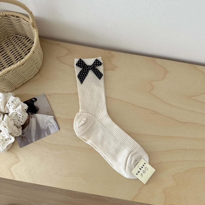 Wholesale Women's thin breathable socks with bow tie, mid tube socks, hollowed out lace socks