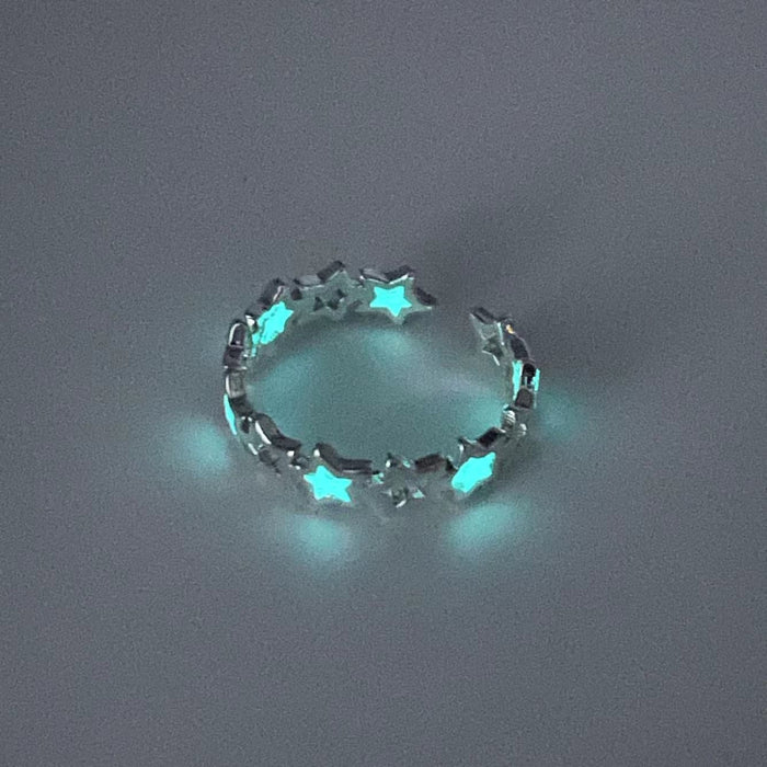 Wholesale Five pointed star alloy ring, fashionable and luminous, leaf opening ring, star ring wholesale