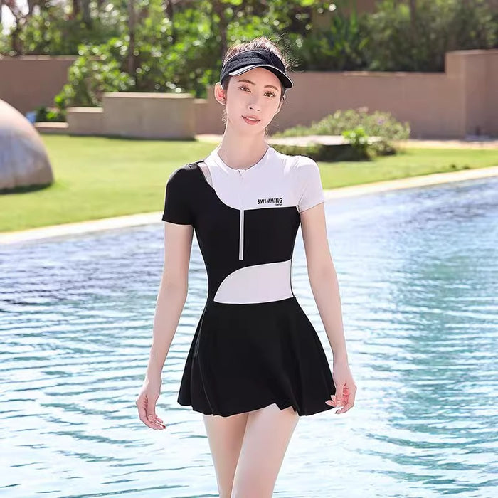 Wholesale Women's conservative one-piece swimsuit professional swimsuit