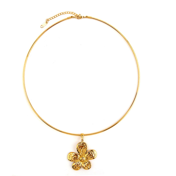 Wholesale Fashionable temperament, stainless steel petal collar with simple design, flower collarbone chain that does not fade