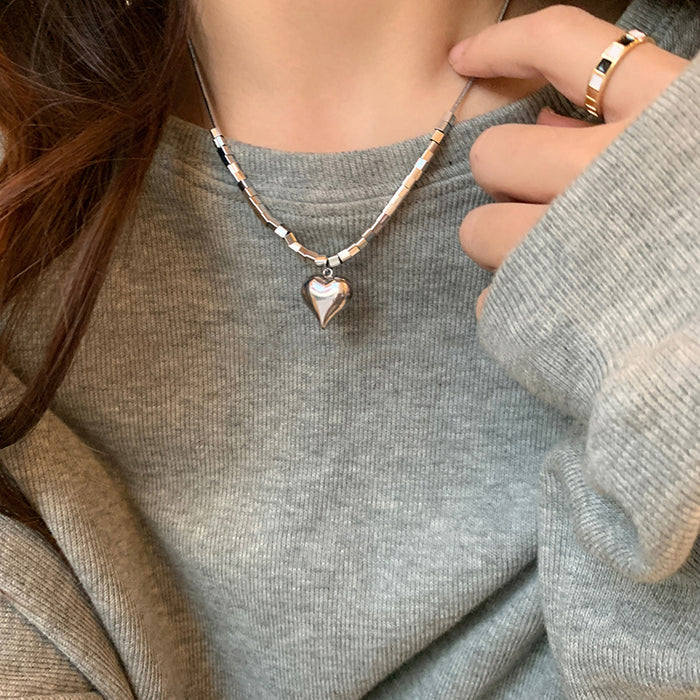 Wholesale 3D heart-shaped square necklace with niche design, versatile sweatshirt chain, titanium steel accessories