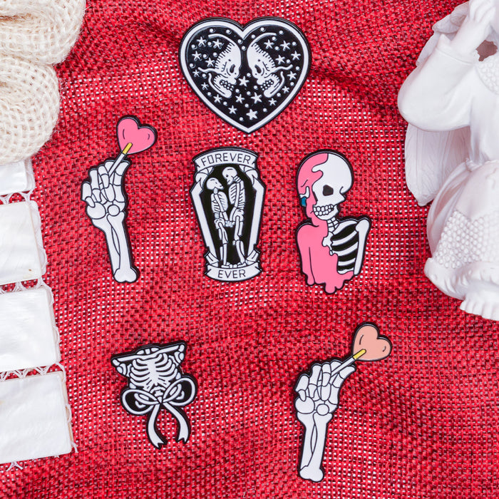 Wholesale Vintage  Skull Brooch Metal Pin Gothic Party Accessory