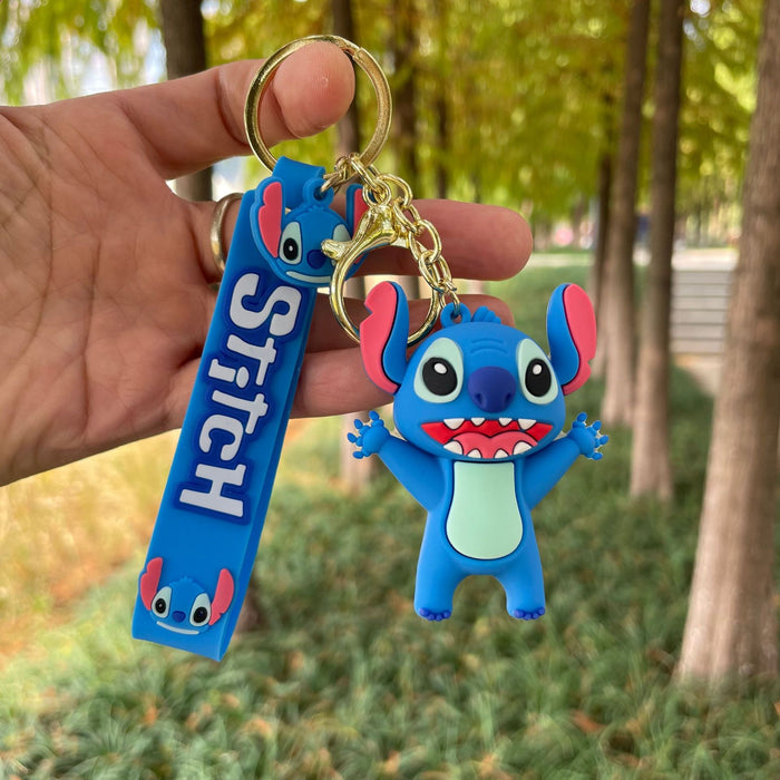 Wholesale Soft plastic figurine creative cute PVC keychain, car keychain, backpack pendant