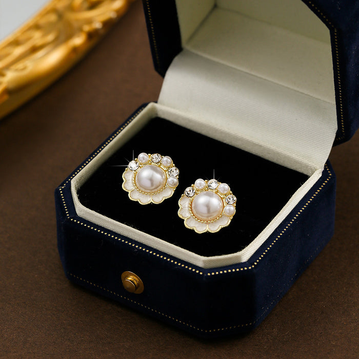 Wholesale Sparkling diamond pearl skin rope woven earrings exquisite silver needle earrings