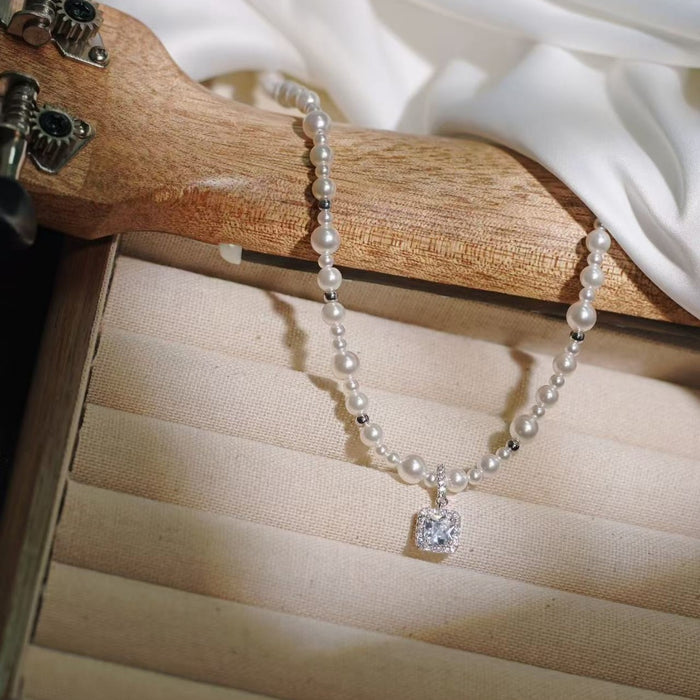 Wholesale  Bubble Sugar Necklace Elegant Female  Necklace for Autumn and Winter