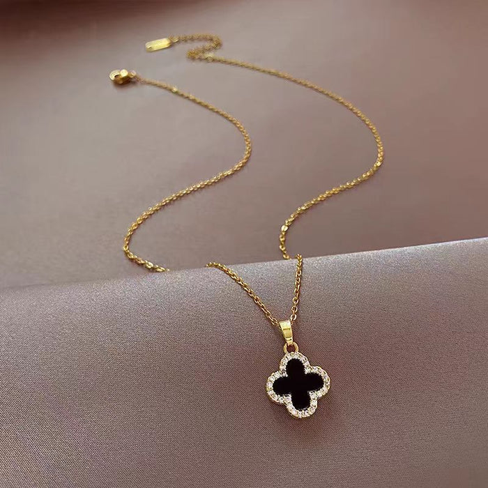 Wholesale Double sided clover necklace with a luxurious and niche style, simple and fashionable, versatile necklace, collarbone chain
