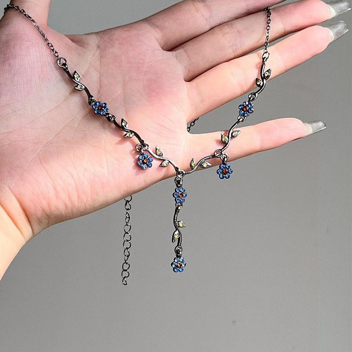 Wholesale Necklace with a high-end feel, temperament, versatile necklace, antique style design, collarbone chain