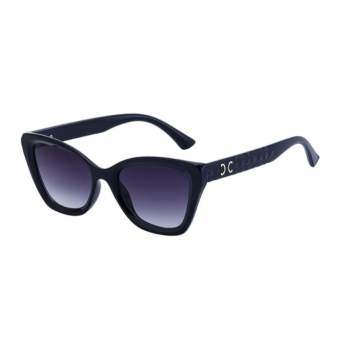 Wholesale Fashionable cat eye sunglasses with sun protection effect