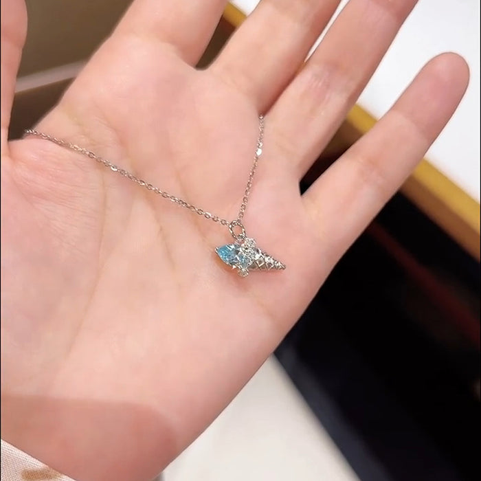 Wholesale Necklace accessories with niche design, light luxury, simple and exquisite pendant, collarbone chain