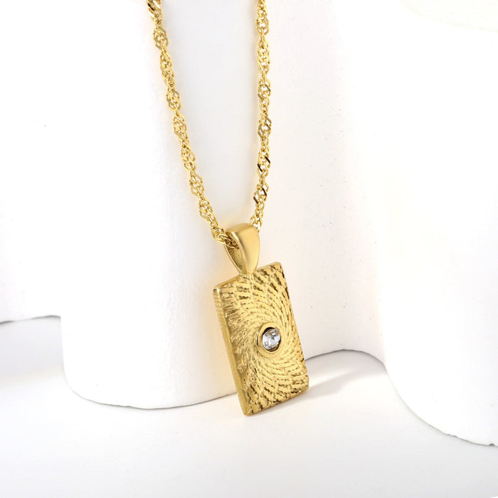 Wholesale Retro Necklace Metallic Geometric Square Pendant Collarbone Chain Necklace