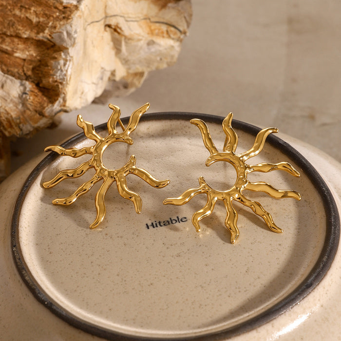 Wholesale titanium steel 18k gold stainless steel geometric half hollow sun earrings