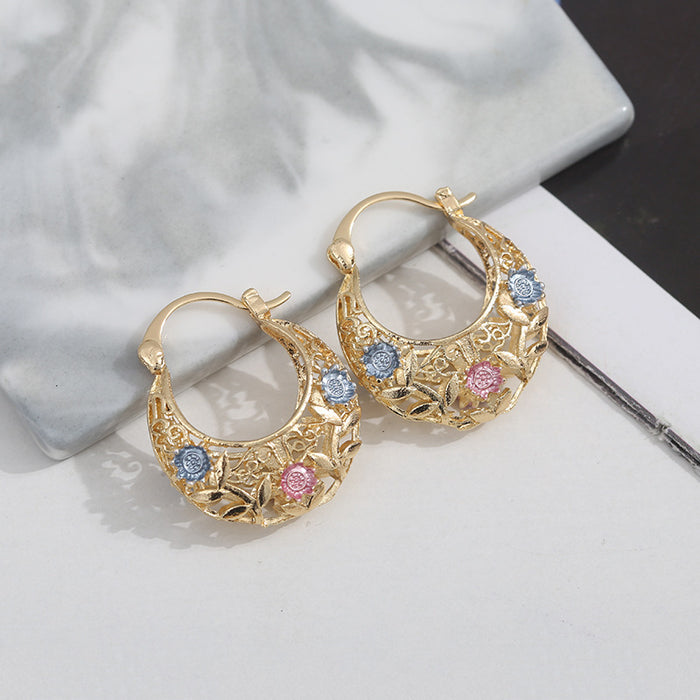 Wholesale Retro-style delicate openwork minimalist earrings