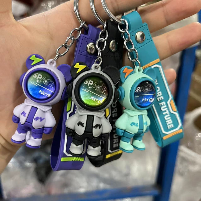 Wholesale New Keychain Space Man Cartoon Pendant Doll Car Keychain Pendant Small Gift