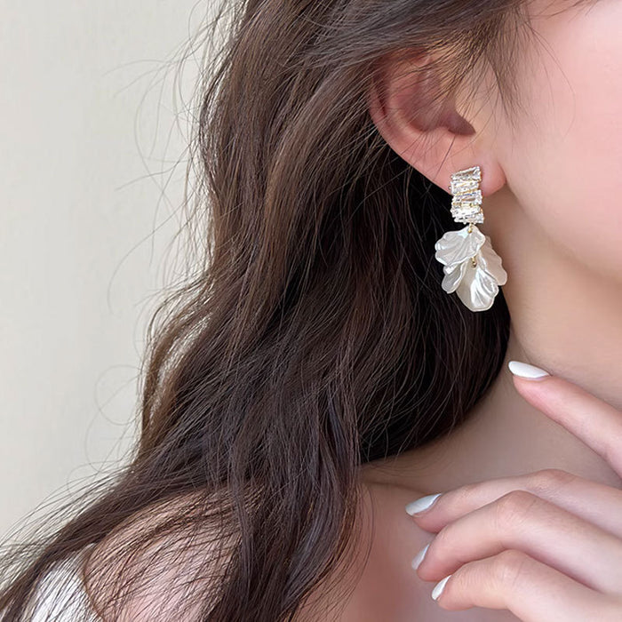 Wholesale Flower Tassel Zircon Earrings Copper Fashion Accessory MOQ≥2