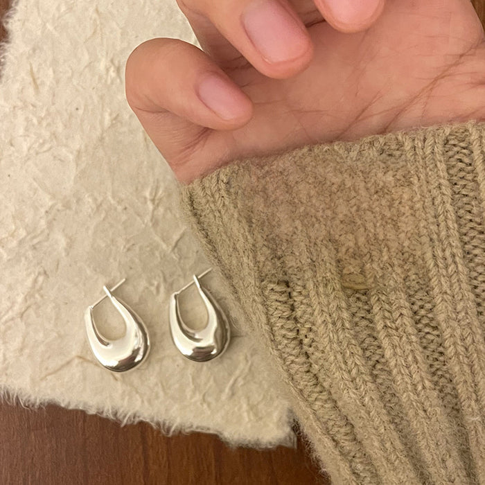 Wholesale Metal earrings with high-end feel, niche retro personality, simple and versatile temperament, earrings and earrings