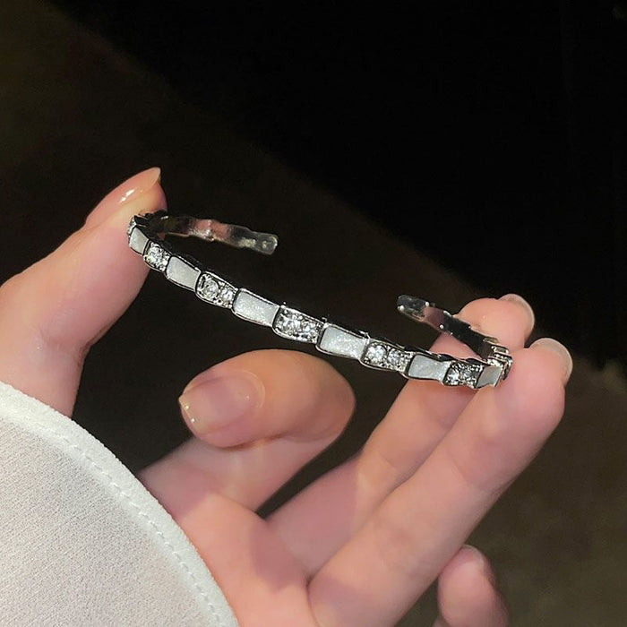 Wholesale Beimu Ling Snake shaped Snake Bone Bracelet Sparkling Diamond Texture Bracelet Zircon Light Luxury Open Silver Adjustable Bracelet