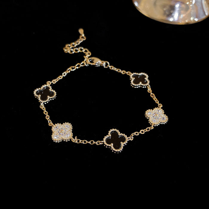 Wholesale Real Gold Electroplated Zircon Four-petal Flower Imitation Fritillaria Bracelet Light Luxury High-end Sense Bracelet Sweet All-match Bracelet Wholesale Women