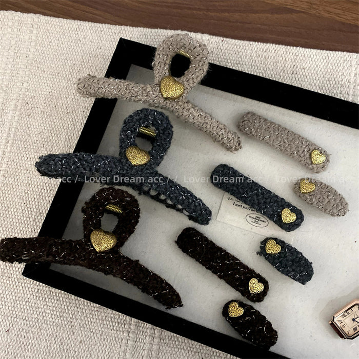 Wholesale Golden love knitted fabric hairpin vintage claw shark clip  headdress hair accessories