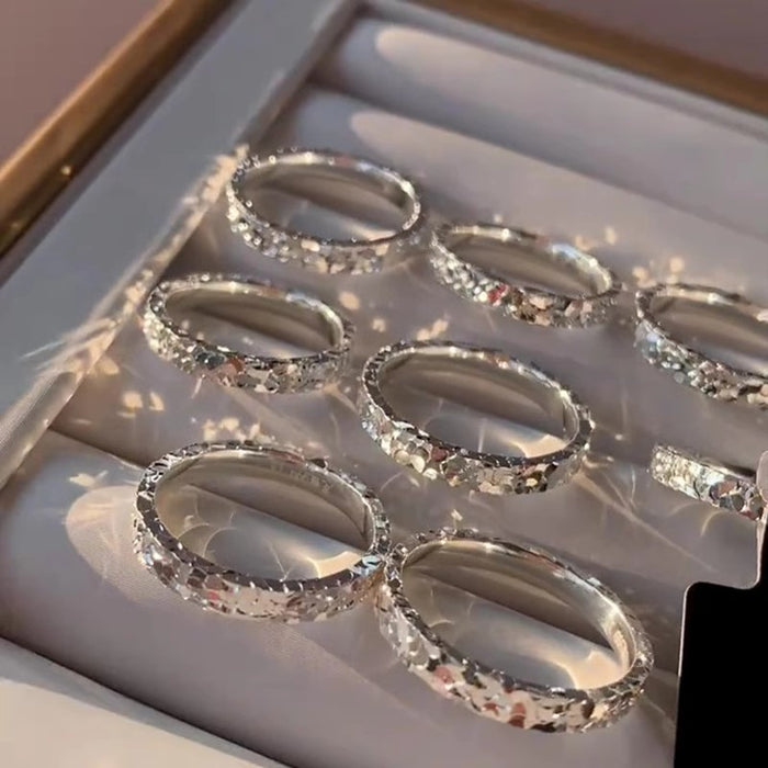 Wholesale Full silver closed-end ring for women, with a light luxury and high-end feel, finely crafted pure silver ring