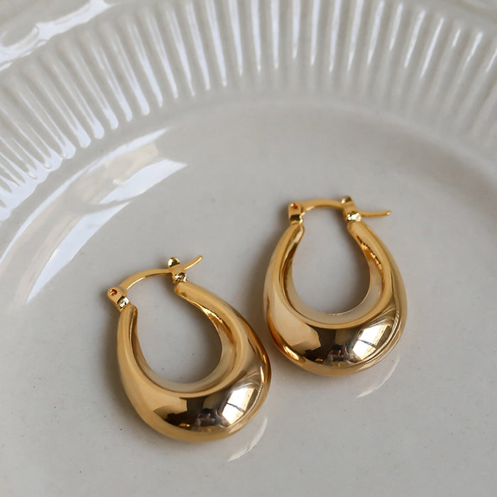 Wholesale Small niche design, high-end feel, light luxury, versatile earrings, silver water droplet earrings, exaggerated earrings, new product