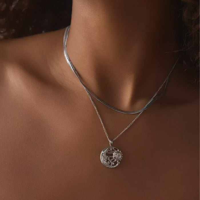 Wholesale Fashion and minimalist accessories, sun and moon disc pendant necklace, personalized multi-layer layered collarbone chain