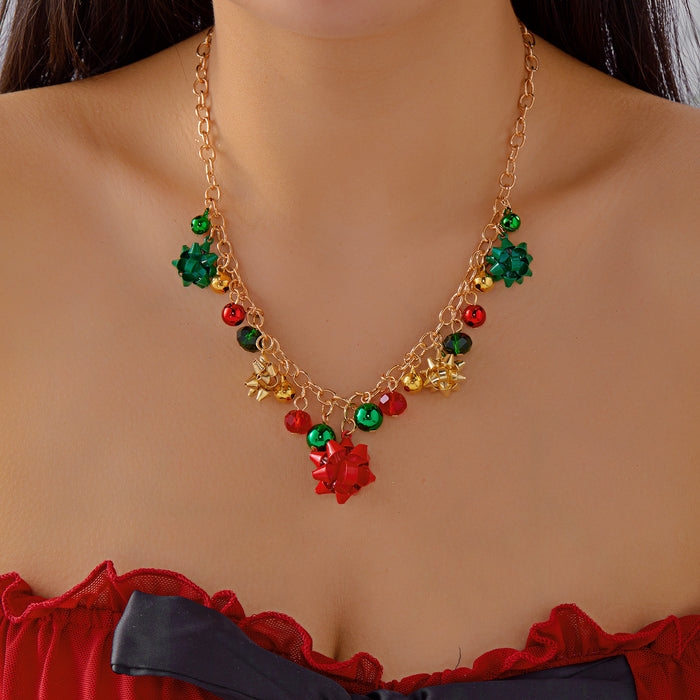 Wholesale Zinc Alloy Christmas Snowflake Pendant Necklace for Women Fashion Accessory