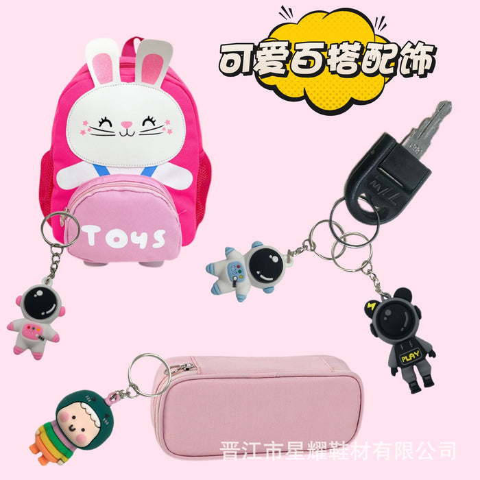 Wholesale Cartoon astronaut keychain 3D astronaut rainbow figurine pendant backpack pendant keychain accessory