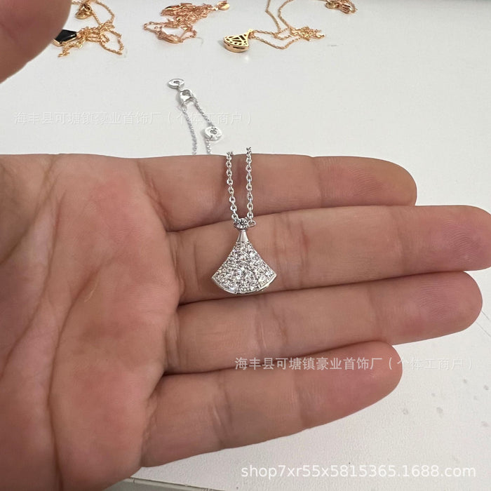 Wholesale  V gold high version small skirt necklace female white fritillary fan rose gold pendant clavicle chain