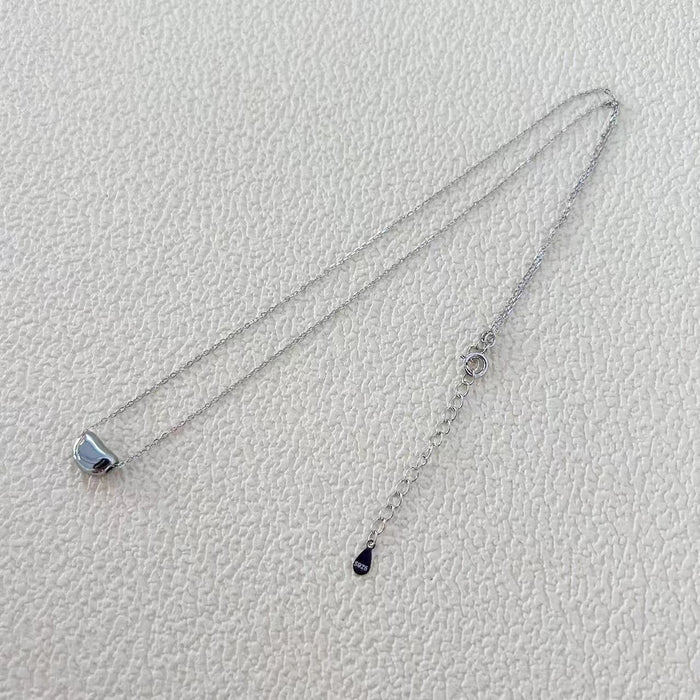 Wholesale New silver lucky bean necklace, simple, personalized, versatile, niche collarbone chain