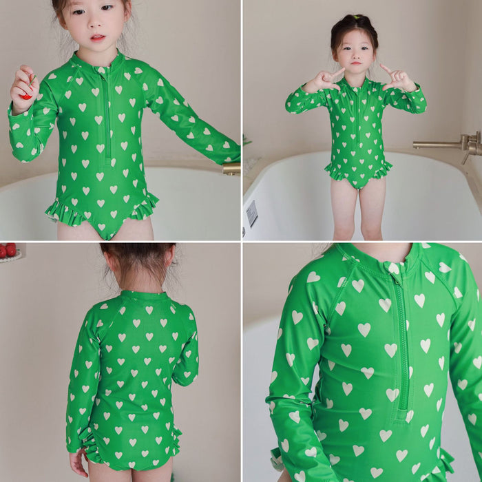 Wholesale Sunscreen one-piece swimsuit for girls, quick drying swimsuit, cute vacation swimsuit