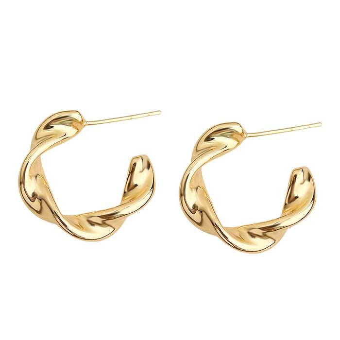 Wholesale Fashionable, high-end, simple, versatile earrings for commuting