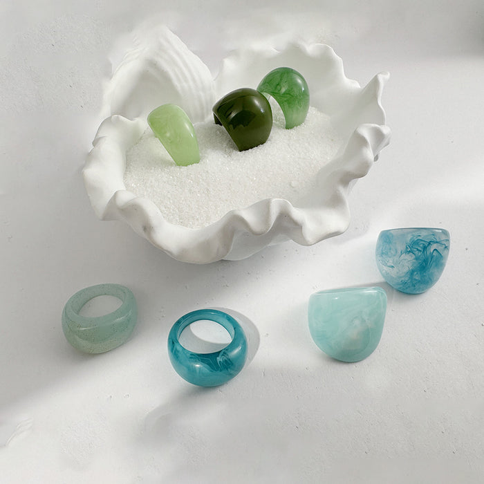Wholesale Trendy Resin Gradient Ring Women' s Geometric Jewelry Accessory MOQ≥5